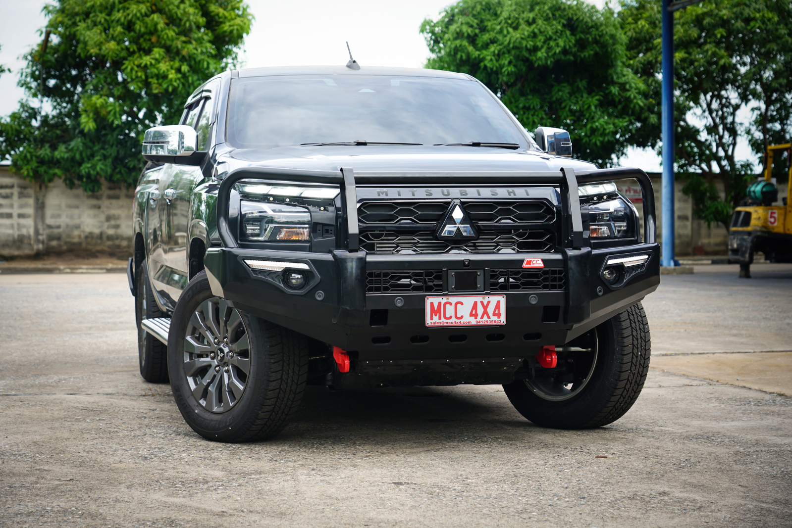 MCC PHOENIX BULL BAR (MULTIPLE LOOP OPTIONS) TO SUIT MITSUBISHI MV TRITON (2024-ON)