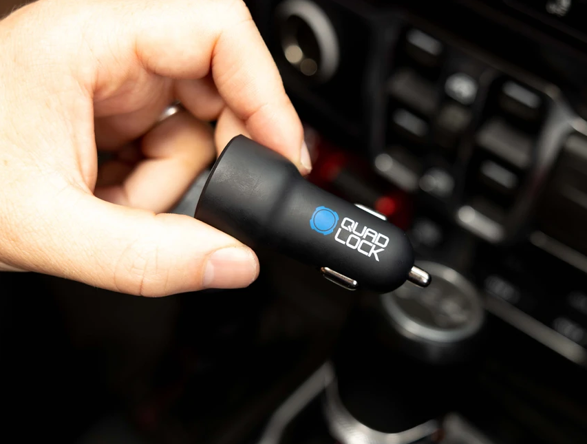 DUAL USB 12V CAR CHARGER