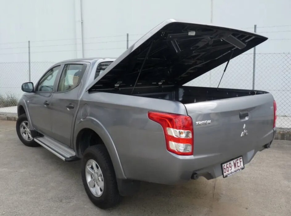 EGR HARD LID (1 PCE) TO SUIT DUAL CAB MITSUBISHI MQ TRITON (2015-2019)