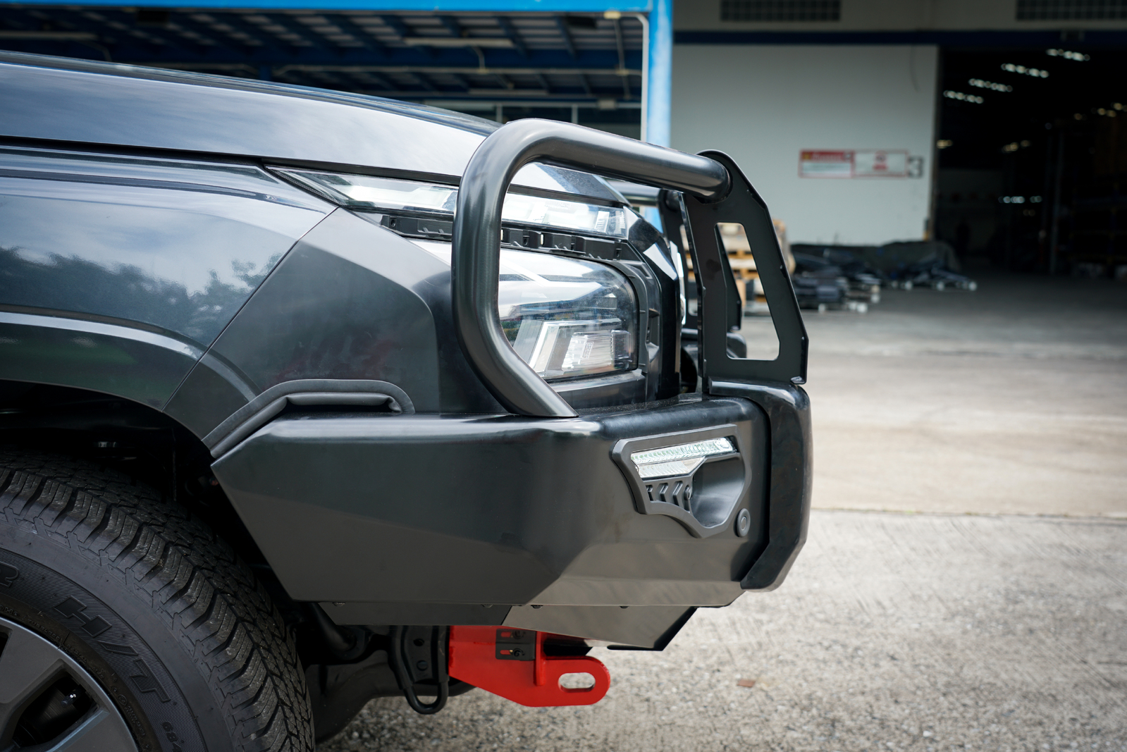 MCC PHOENIX BULL BAR (MULTIPLE LOOP OPTIONS) TO SUIT MITSUBISHI MV TRITON (2024-ON)