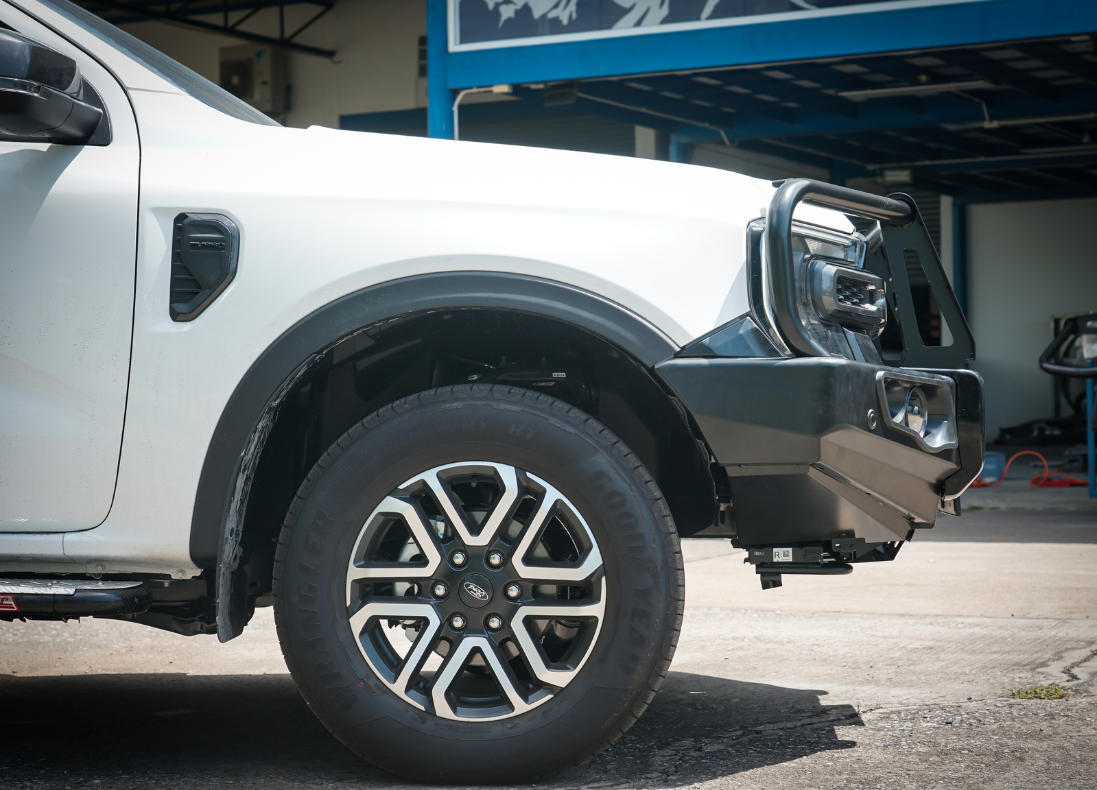 MCC FALCON A-FRAME BULL BAR TO SUIT FORD RANGER & EVEREST (2022-ON)