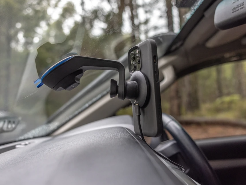 QUAD LOCK® WINDSCREEN / DASH CAR MOUNT