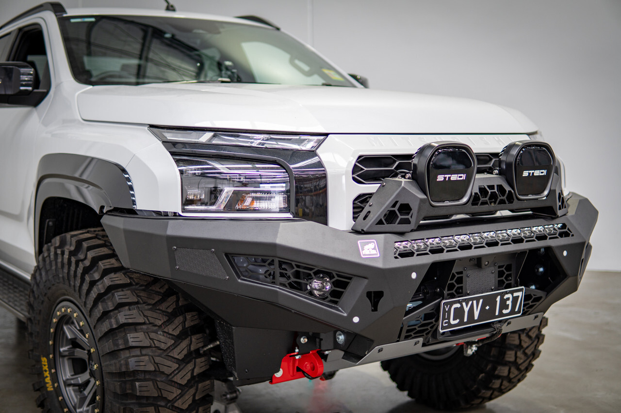 OFFROAD ANIMAL PREDATOR BULL BAR TO SUIT MITSUBISHI MV TRITON (2024-ON)