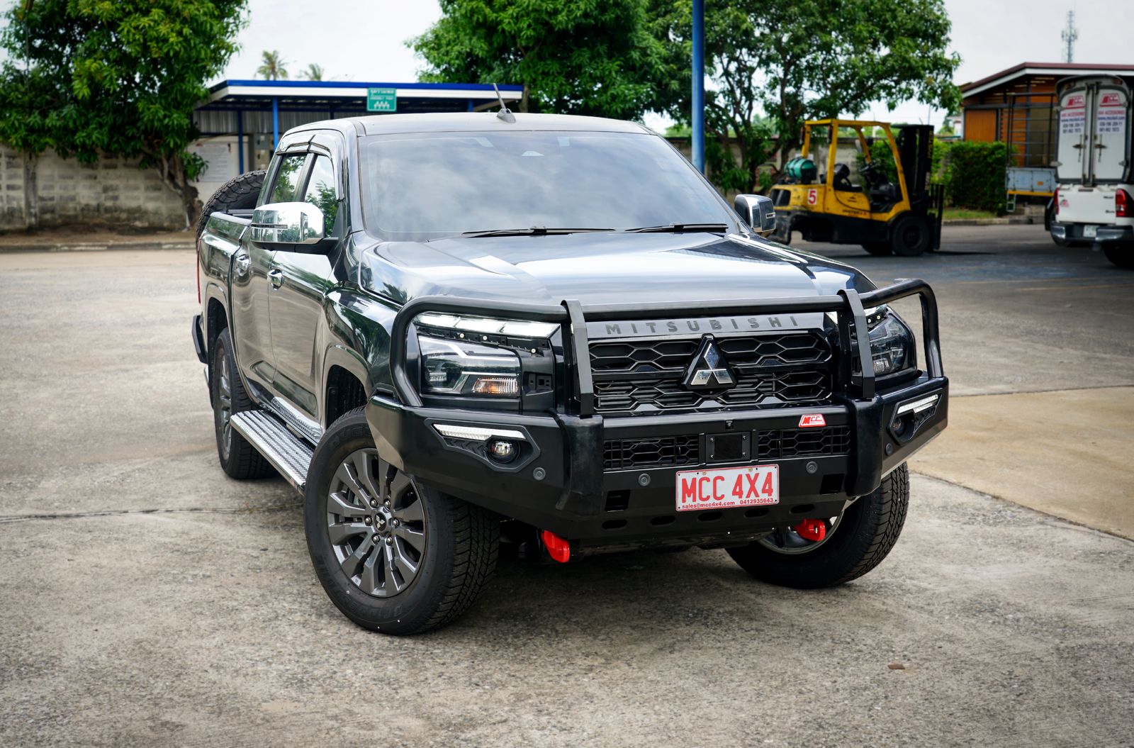 MCC PHOENIX BULL BAR (MULTIPLE LOOP OPTIONS) TO SUIT MITSUBISHI MV TRITON (2024-ON)