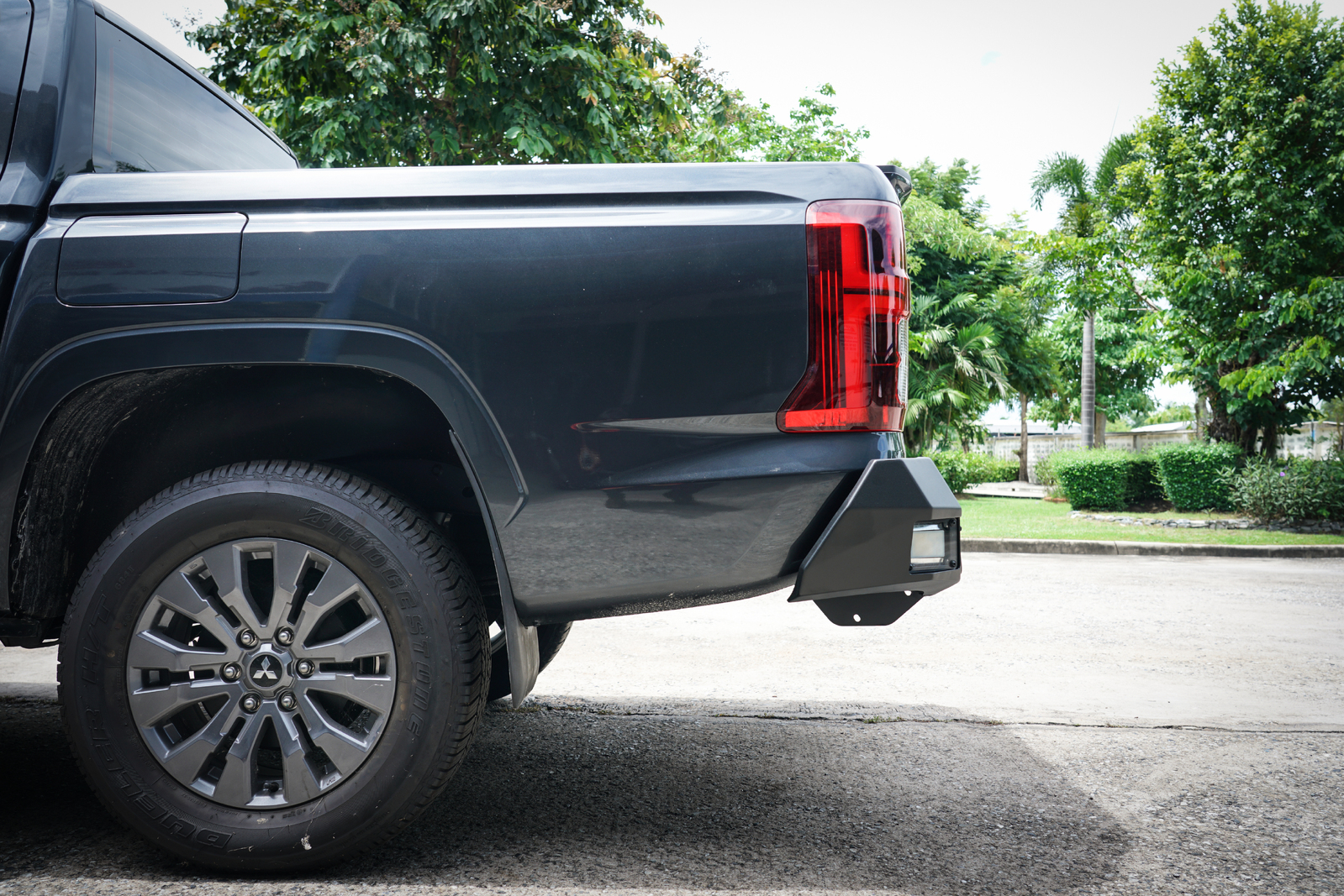 MCC ROCKER REAR BAR TO SUIT MITSUBISHI MV TRITON (2024-ON)