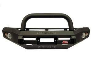 MCC ROCKER BLACK SINGLE LOOP BAR W/UBP & FOGS TO SUIT TOYOTA LANDCRUISER 200 SERIES 2016 ON