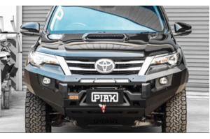 PIAK ELITE NO LOOP BAR W/BLACK TOW POINTS & BLACK UBP TO SUIT TOYOTA FORTUNER 2015 ON (OE FOGS)