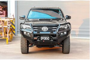 PIAK ELITE POST BAR W/BLACK TOW POINTS & BLACK UBP TO SUIT TOYOTA FORTUNER (2015-2020)