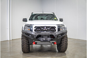 OFFROAD ANIMAL PREDATOR BULL BAR TO SUIT MITSUBISHI MV TRITON (2024-ON)