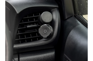 QUAD LOCK® VENT CAR MOUNT